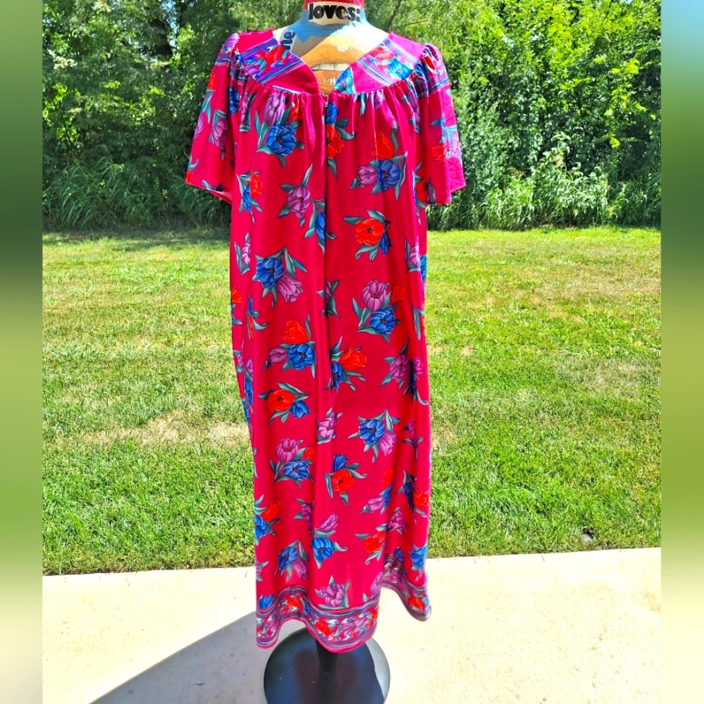 Vintage 1960s 1970s Granada Usa Nightgown Housedr… - image 4